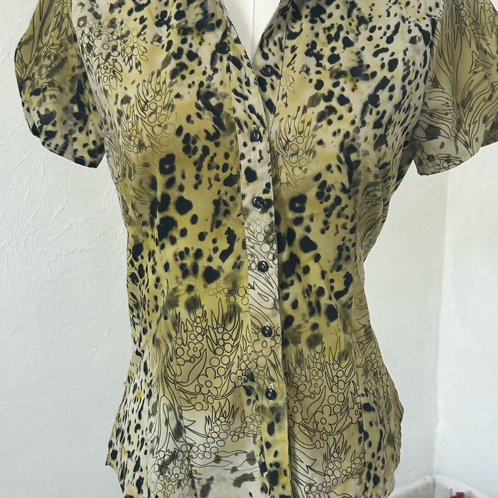 Unique Spectrum Women's Button-Down Shirt - Yellow and Black Design
